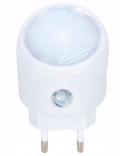 LED naktinė lemputė į rozetę su tamsos jutikliu