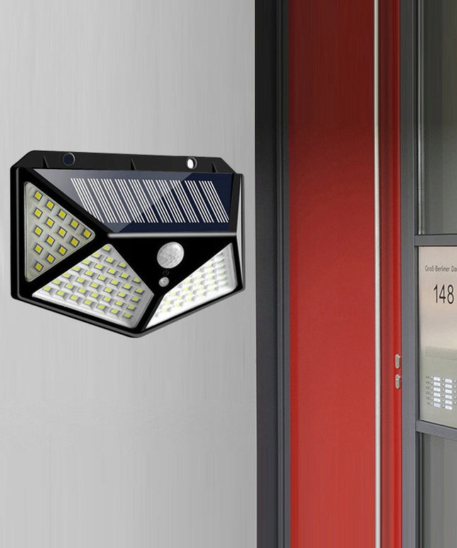 Lauko šviestuvas su saulės baterija ir judesio jutikliu 100 LED