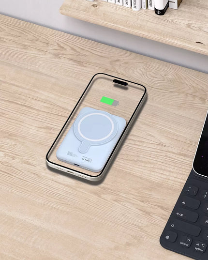 Magnetinis „Powerbank“ su „MagSafe“ 5000 mAh 15 W USB-C, skirtas „iPhone 12 13 14 15“