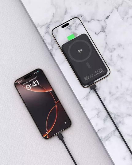 Magnetinis išorinis akumuliatorius (power bank) 15W Qi su „MagSafe“ 10000mAh