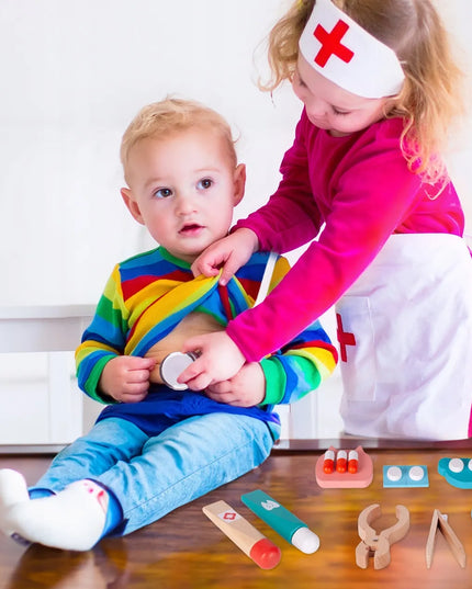 Mažojo gydytojo rinkinys MalPlay, medinis dentisto žaislas lagaminėlyje