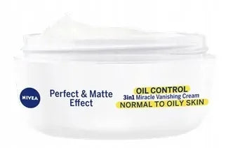 NIVEA PERFECT & MATTE matuojantis veido kremas su vitaminu C riebiai odai