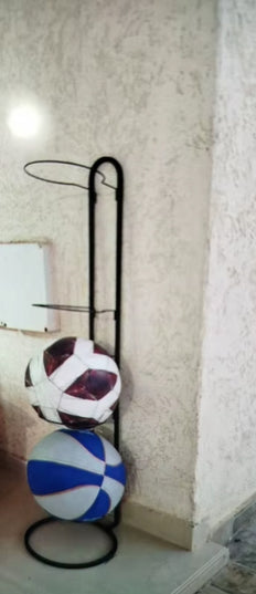 Metalinis pakabinamas laikiklis stovas kamuoliams, kamuoliui, kepurei, kepurėms, gėlytės vazonui, keturi