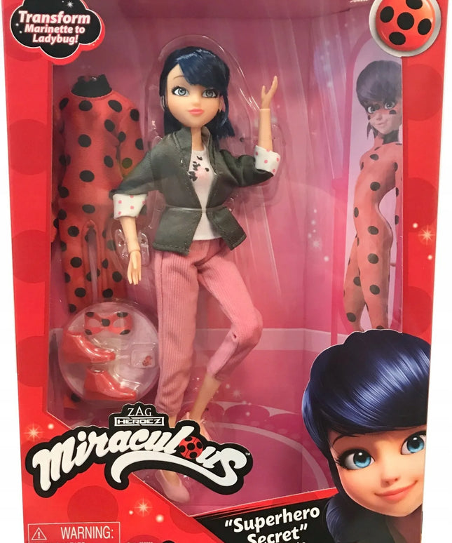 Miraculous Marinette lėlė su Biedronkos kostiumu