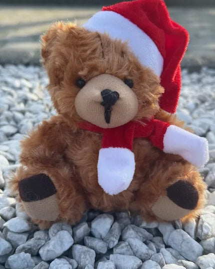 Šventinis pliušinis meškiukas su šalikėliu ir kepurėle, 15 cm