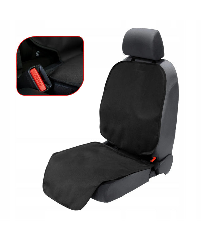 Juodas apsauginis kilimėlis po vaikiška automobiline kėdute su ISOFIX