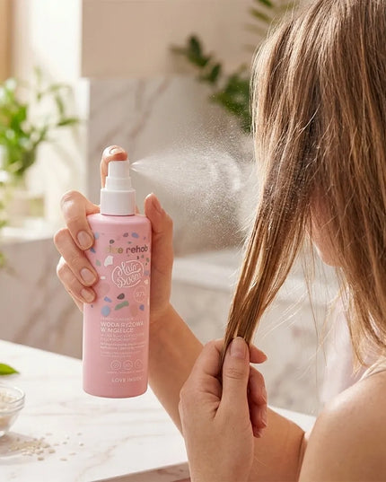 HairBoom lyginamasis ir maitinamasis purškiklis pažeistiems plaukams su peptidais
