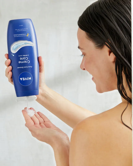 NIVEA Creme Care kreminė dušo želė su NIVEA kremo kvapu 500 ml