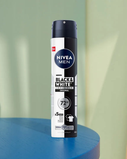 NIVEA MEN Black&White vyriškų purškiamų antiperspirantų rinkinys, 72h, 6x200ml