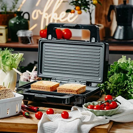 Sumuštinių keptuvė 2-viename Adler Europe 3073 skrudintuvas grilis panini su nepridegančia danga