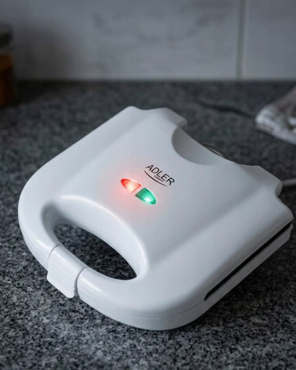 Adler AD 301 sumuštinių skrudintuvas 750W trikampis
