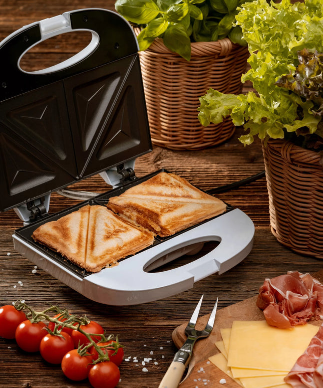 Opiekacz do kanapek sandwich trójkąty 750W nieprzywierająca powłoka
