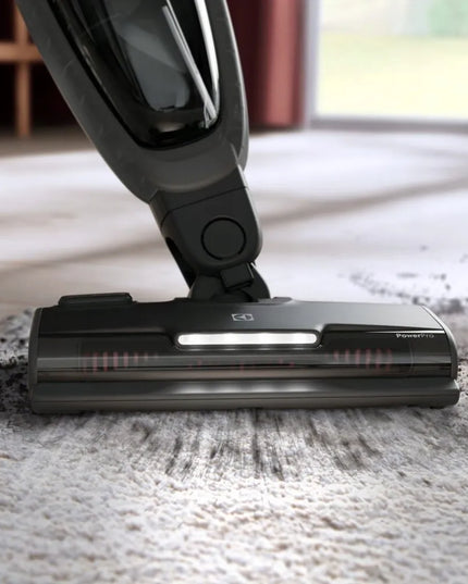 Electrolux 500 serijos 2 viename dulkių siurblys ES52CB18SH, veikia iki 45 min.