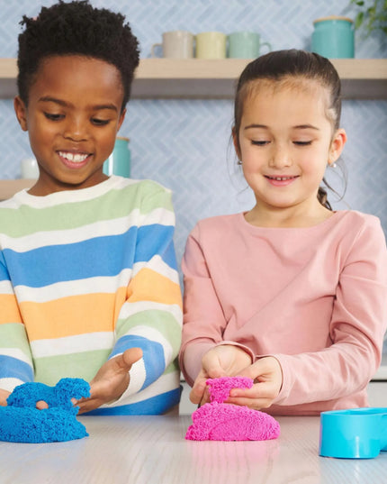 „Kinetic Sand“ kinetinio smėlio ledų kioskelis su ledų gaminimo stotele ir priedais