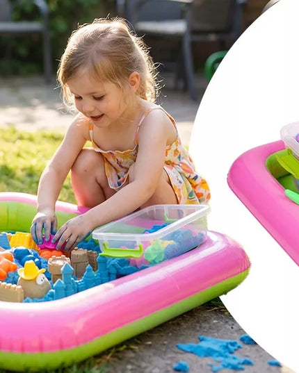 RETOO mėlyno kinetinio smėlio rinkinys, 3 kg, su formelėmis, pripučiamu baseinėliu, kastuvėliu ir dėže
