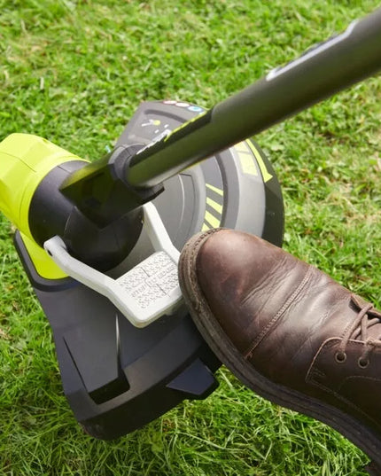 Akumuliatorinė žoliapjovė Ryobi RY18LT33B, 18V, 33cm