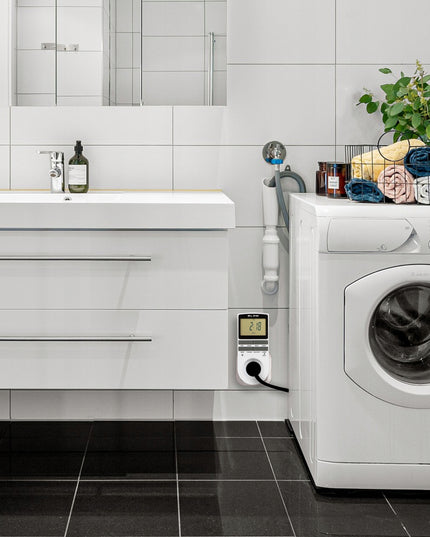 Skaitmeninis laikmačio programuotojas LCD jungiklis su tvarkaraščiu ir lenkų meniu