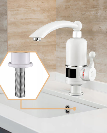 Momentinis elektrinis vandens šildytuvas 3 kW LCD