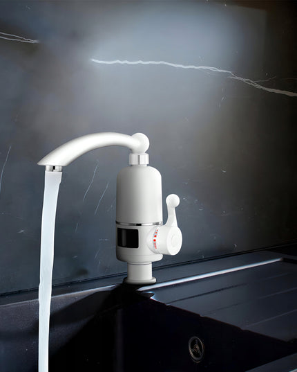 Momentinis elektrinis vandens šildytuvas 3 kW LCD