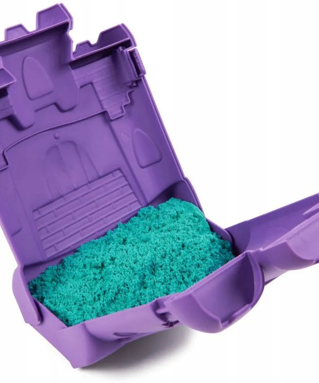 „Kinetic Sand“ kinetinis smėlis „Pilies lagaminėlis“ su turkio spalvos smėliu ir formelė