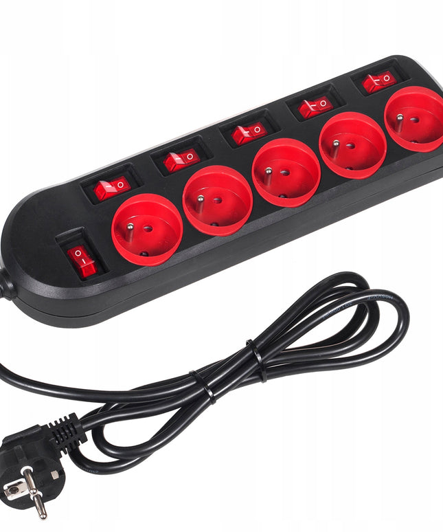 Prailginimo laidas su lizdais ir apšviečiamais jungikliais, 1,5 m MCE204