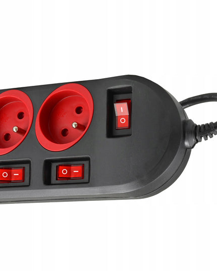 Prailginimo laidas su lizdais ir apšviečiamais jungikliais, 1,5 m MCE204