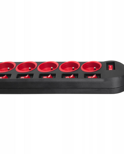 Prailginimo laidas su lizdais ir apšviečiamais jungikliais, 1,5 m MCE204