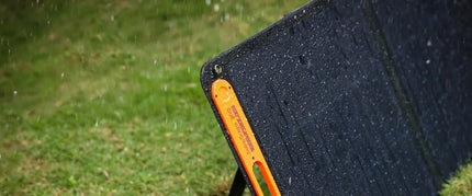 Nešiojamasis sulankstomas saulės baterijų skydelis „Jackery SolarSaga“ 200 W, 2 USB jungtys, IP68