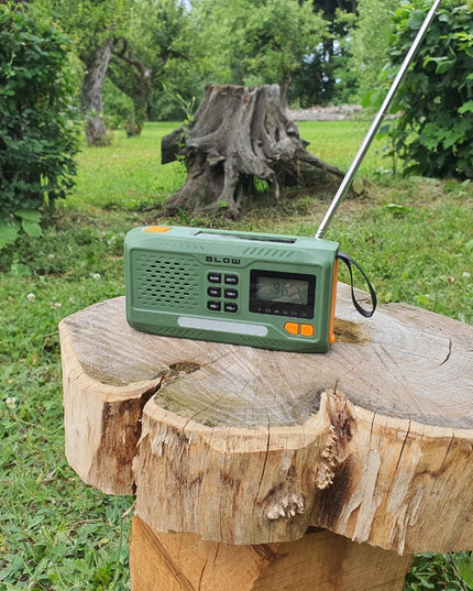 Nešiojamas virtuvinis radijas su saulės energija, dinamą, statybinis žibintuvėlis, powerbank 4500mAh