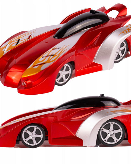 Sienomis važiuojantis lenktyninis automobilis su distanciniu pulteliu