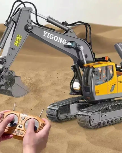 Nuotoliniu būdu valdomas automobilis su pulteliu – žaislas vaikams, berniukams, šventėms