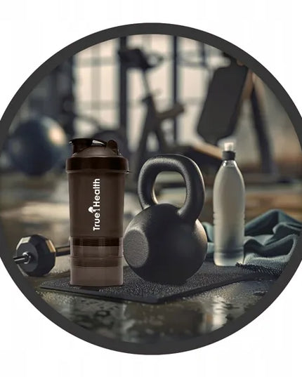 True Health sportinis shakeris 400 ml su sieteliu, spyruokle ir dviem papildomais indeliais