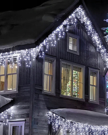 VARVEKLIAI 300 LED prailginami 10m FLASH lauko ŠALTAI BALTA