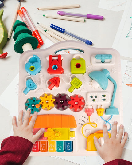 Interaktyvus edukacinis lavinamasis staliukas su spynelėmis, raktais ir pianinu