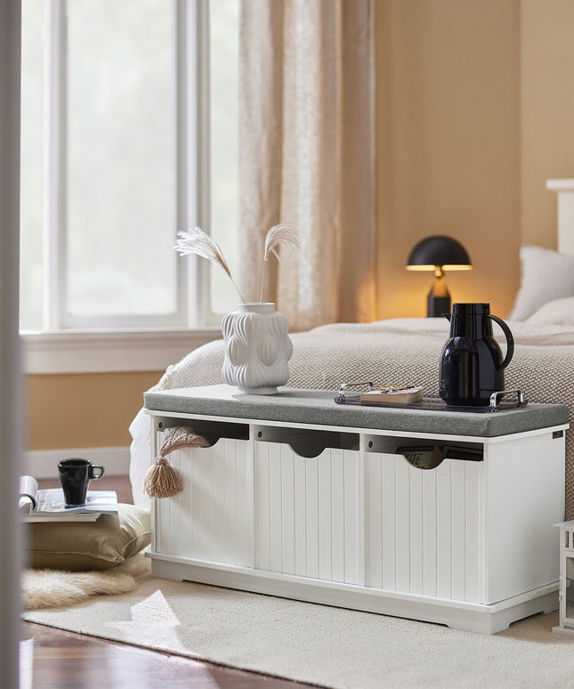 SoBuy Balta batų spintelė-suolas su 3 skyriais FSR30-W