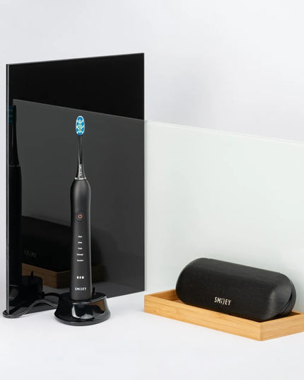 Soninis elektrinis dantų šepetėlis Smiley Pro juodas su dėklu ir indukcine įkrovimo stotele