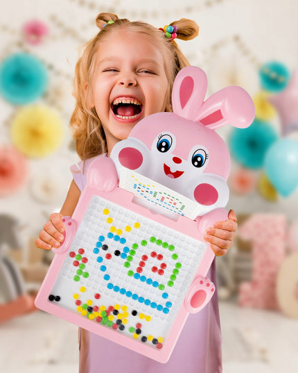 Magnetinė lenta su karoliukais - triušis, mozaikos trafaretų dėlionė