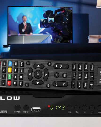 Antžeminės Televizijos DVB-T2 Tiunerio Dekoderis H.265 HEVC Full HD su USB, HDMI ir nuotolinio valdymo pulteliu bei baterijomis