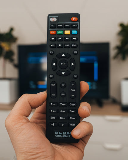 Antžeminės Televizijos DVB-T2 Tiunerio Dekoderis H.265 HEVC Full HD su USB, HDMI ir nuotolinio valdymo pulteliu bei baterijomis