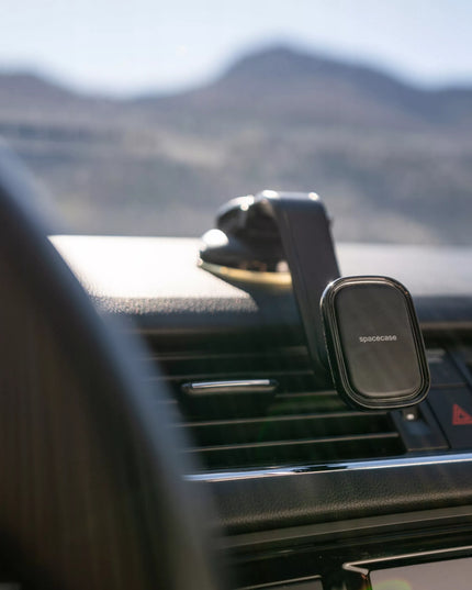 Magnetinis automobilinis telefono laikiklis ant prietaisų skydelio Spacecase