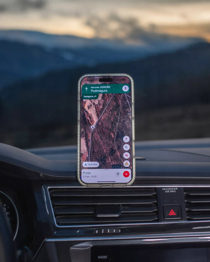 Automobilinis telefono laikiklis "Spacecase" prie prietaisų skydelio, sukamasis, suderinamas su MagSafe