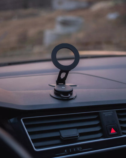Automobilinis telefono laikiklis į prietaisų skydelį su MagSafe funkcija ir sukimosi mechanizmu