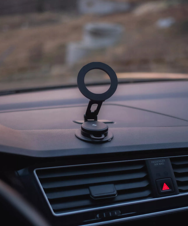 Automobilinis telefono laikiklis į prietaisų skydelį su MagSafe funkcija ir sukimosi mechanizmu