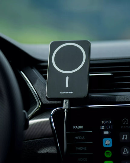 Automobilinis telefono laikiklis su Qi įkrovikliu, suderinamas su  MagSafe