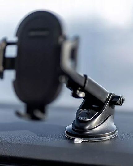 Tvirtas automobilinis laikiklis telefonui ant priekinio stiklo, prietaisų skydelio, salono