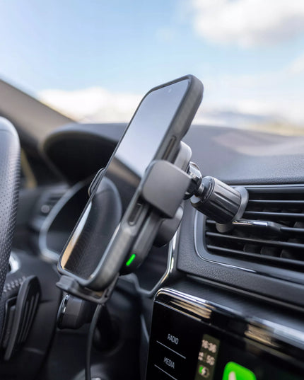 Spacecase automobilinis telefono laikiklis su belaidžiu įkrovikliu į ventiliacijos groteles