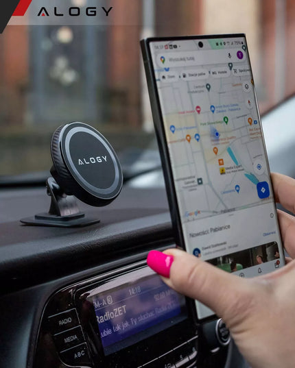 Magnetinis automobilinis laikiklis prietaisų skydeliui su MagSafe