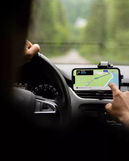 Automobilinis telefono laikiklis ant prietaisų skydelio Spacecase