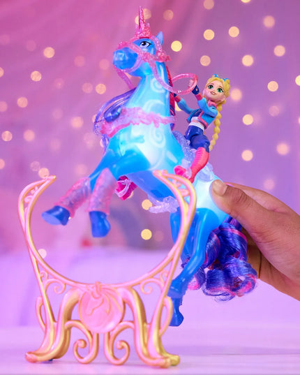 „Unicorn Academy“ vienaragių akademijos figūrėlių rinkinys „Isabel“ ir švytintis „River“