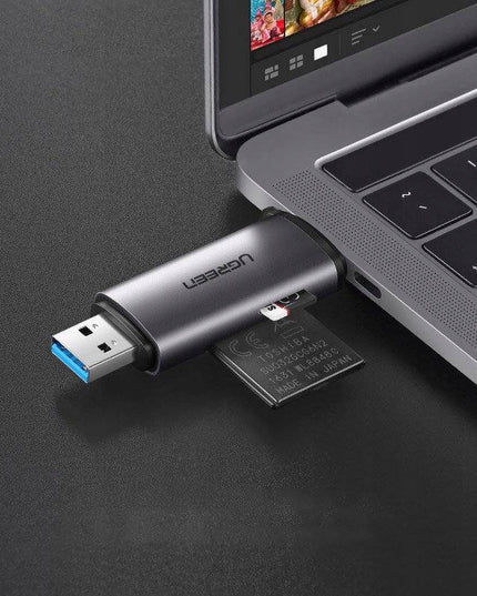 Ugreen SD / „microSD“ kortelių skaitytuvas su USB 3.0 / USB C 3.0, pilkas (50706)